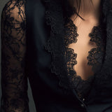 Noémie - Veste Noire Haute avec Manches Semi-Transparentes
