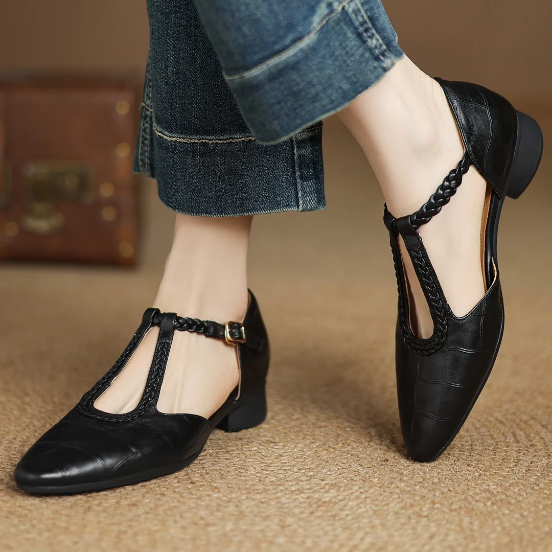 Élisabeth - Chaussures en cuir à bride et détail tressé