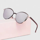 Lola - Lunettes de soleil sophistiquées