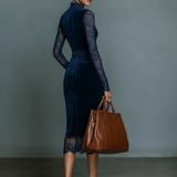 Estelle - Robe Midi en Velours avec Décolleté en V et Dentelle