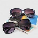 Rose - Lunettes de soleil sophistiquées
