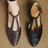 Élisabeth - Chaussures en cuir à bride et détail tressé