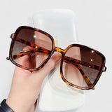 Inès - Lunettes de Soleil Élégantes