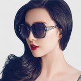 Rose - Lunettes de soleil sophistiquées