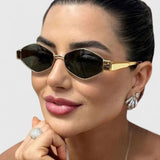 Coralie - Lunettes de soleil sophistiquées