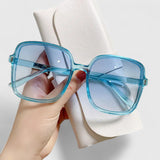 Iris - Lunettes de soleil élégantes