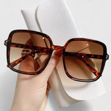 Iris - Lunettes de soleil élégantes