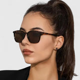 Laurie - Lunettes de soleil sophistiquées