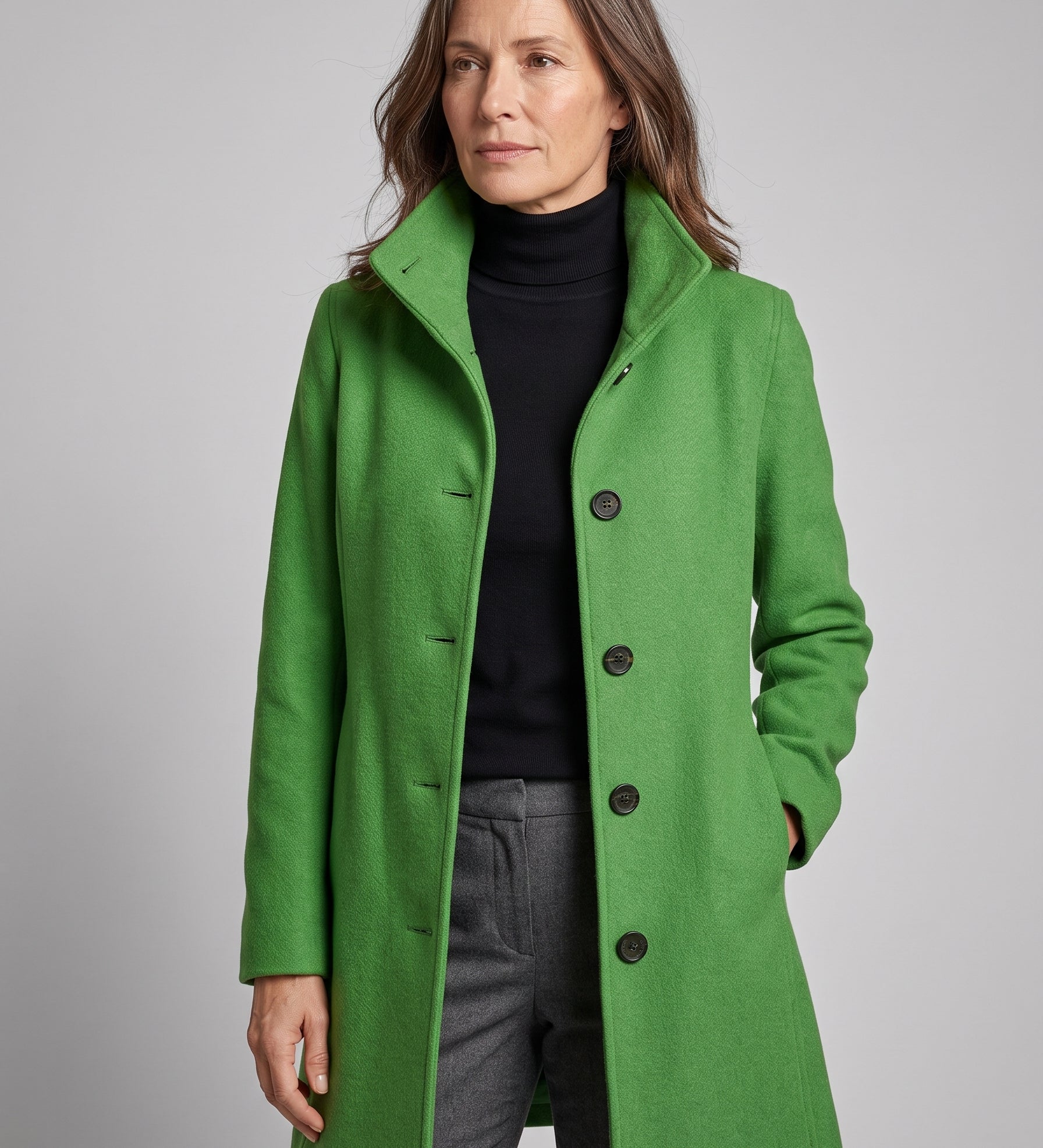Helena – Manteau d’hiver long femme, col montant et boutonnage classique