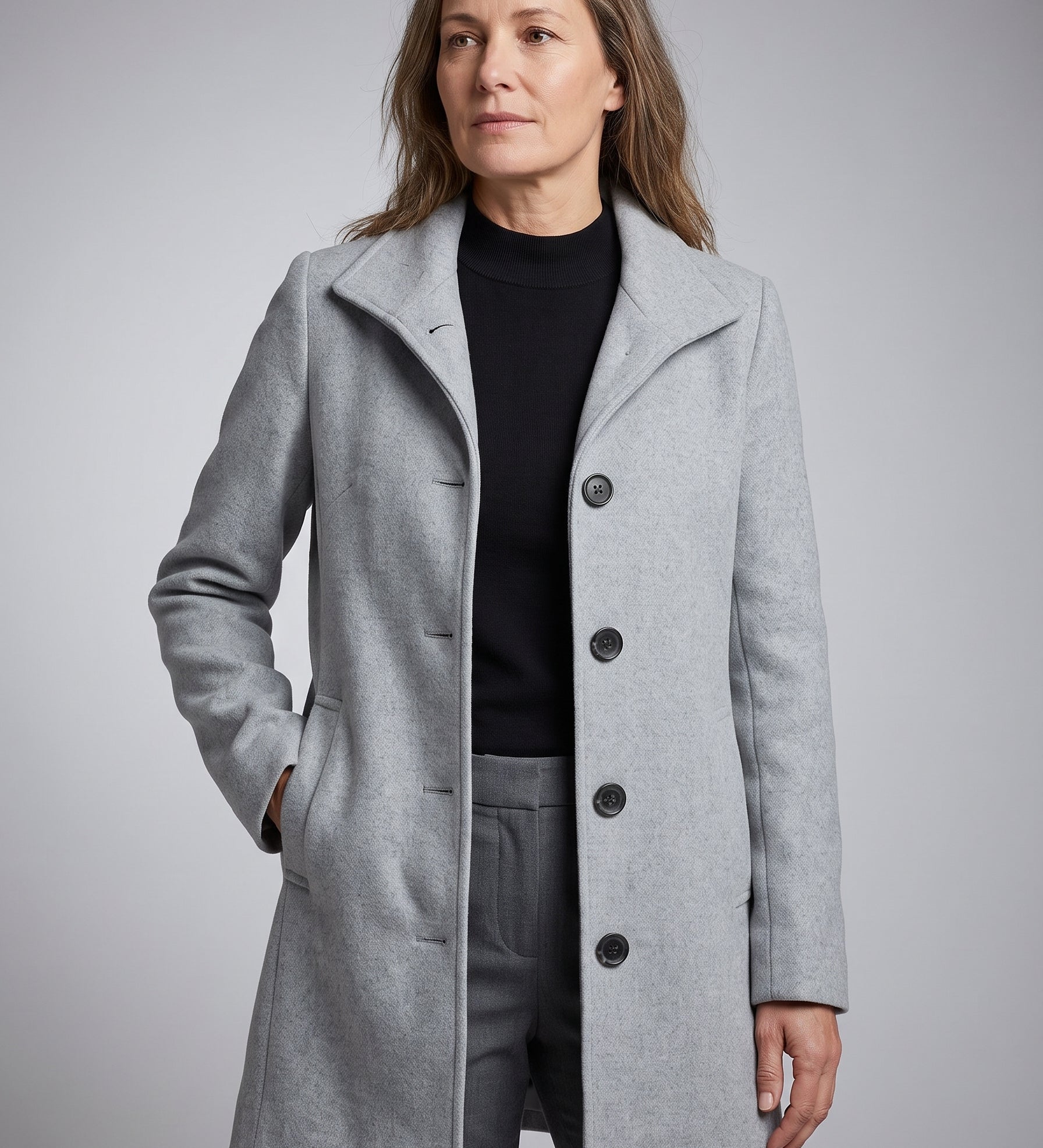 Helena – Manteau d’hiver long femme, col montant et boutonnage classique
