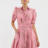 Mathilde - Robe Longue en Jacquard Floral avec Ceinture